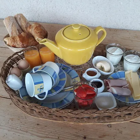 Aurifat Bed and breakfast *