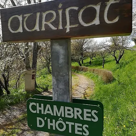 Aurifat Bed and breakfast *