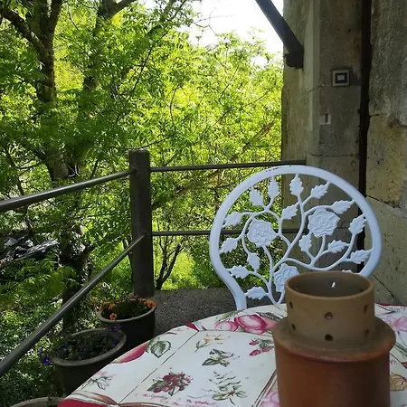 Aurifat Bed and breakfast